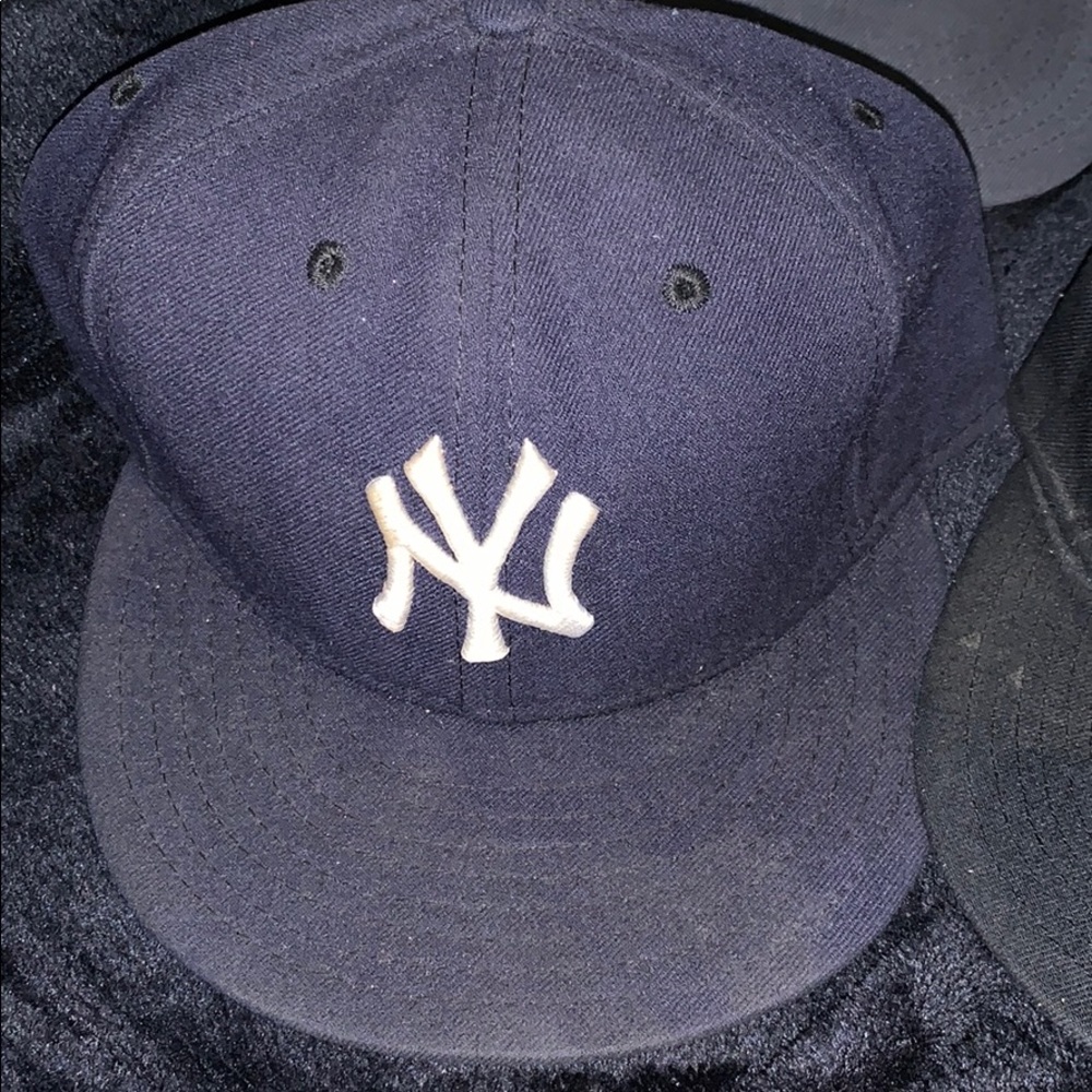 Men caps - Picture 4 of 7